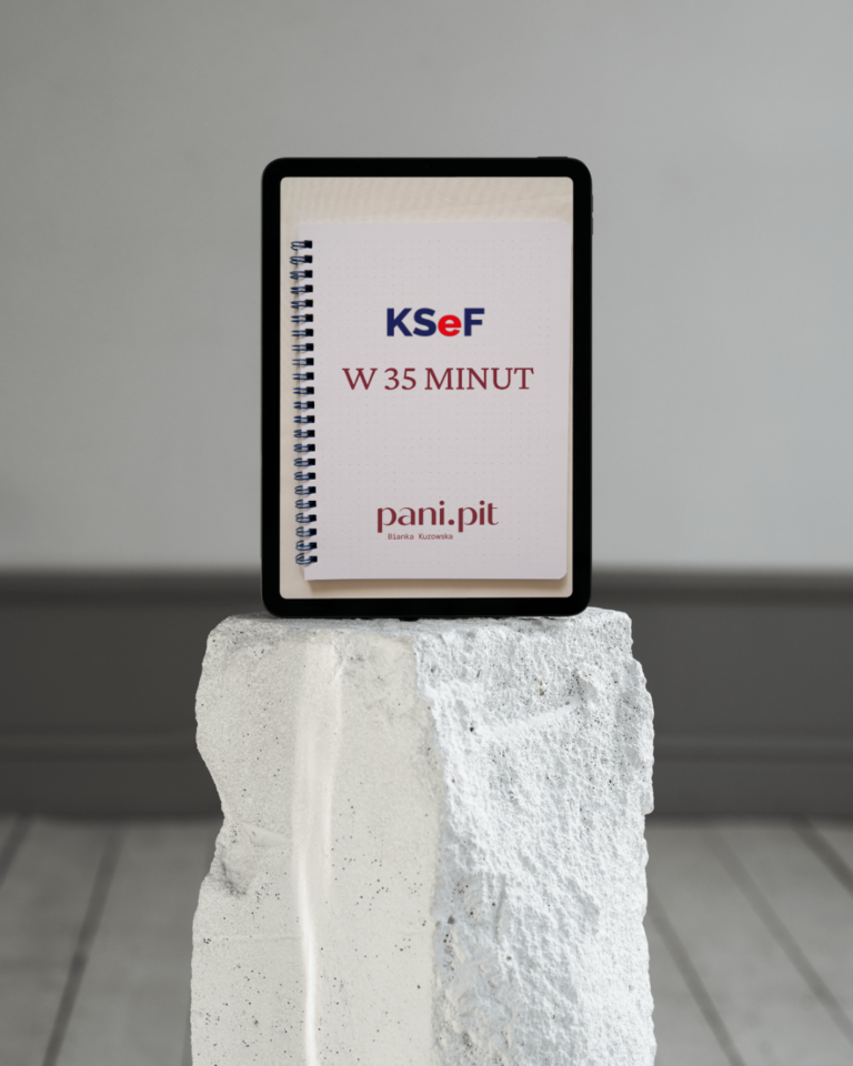 Black and White Minimalist Online Marketing Coach Booking Instagram Post-5